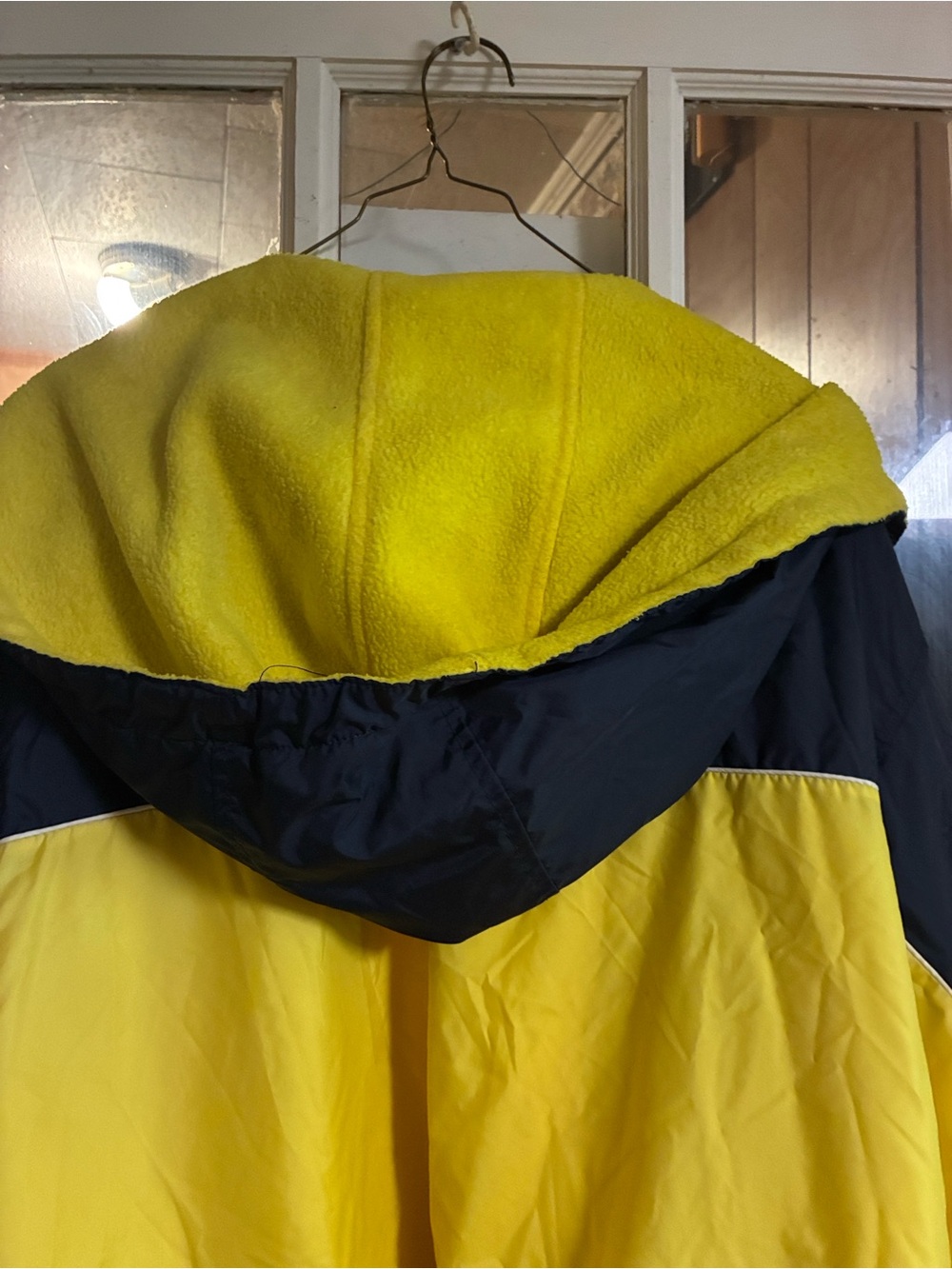 Windbreaker - Picture 11 of 13